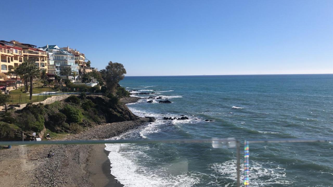 Piso En Zona Tranquila De - Torrequebrada Golf Apartment Benalmadena Luaran gambar