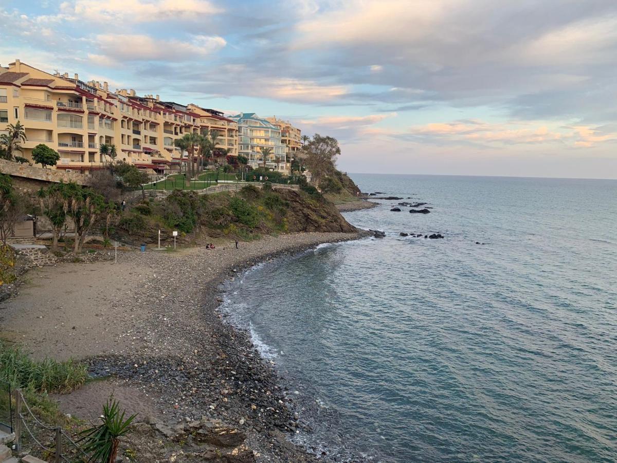 Piso En Zona Tranquila De - Torrequebrada Golf Apartment Benalmadena Luaran gambar